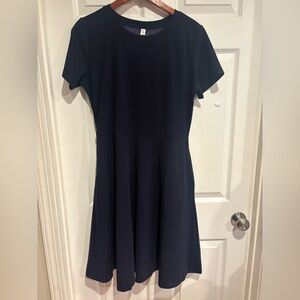 Chic Black Short Sleeve Mini Dress